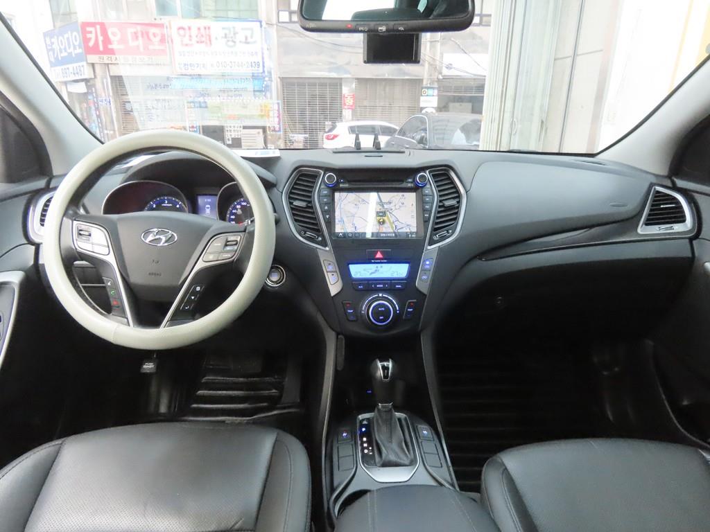 HYUNDAI Santa Fe - Vista 7