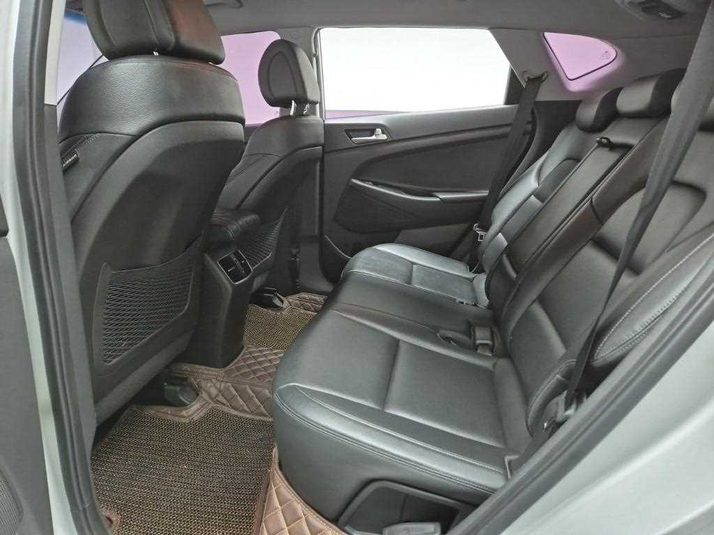 HYUNDAI Tucson - Vista 12