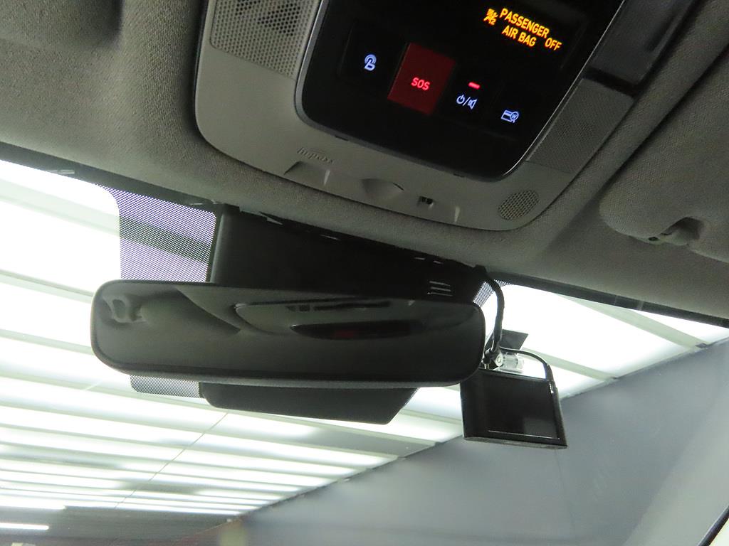 HYUNDAI Sonata - Vista 12