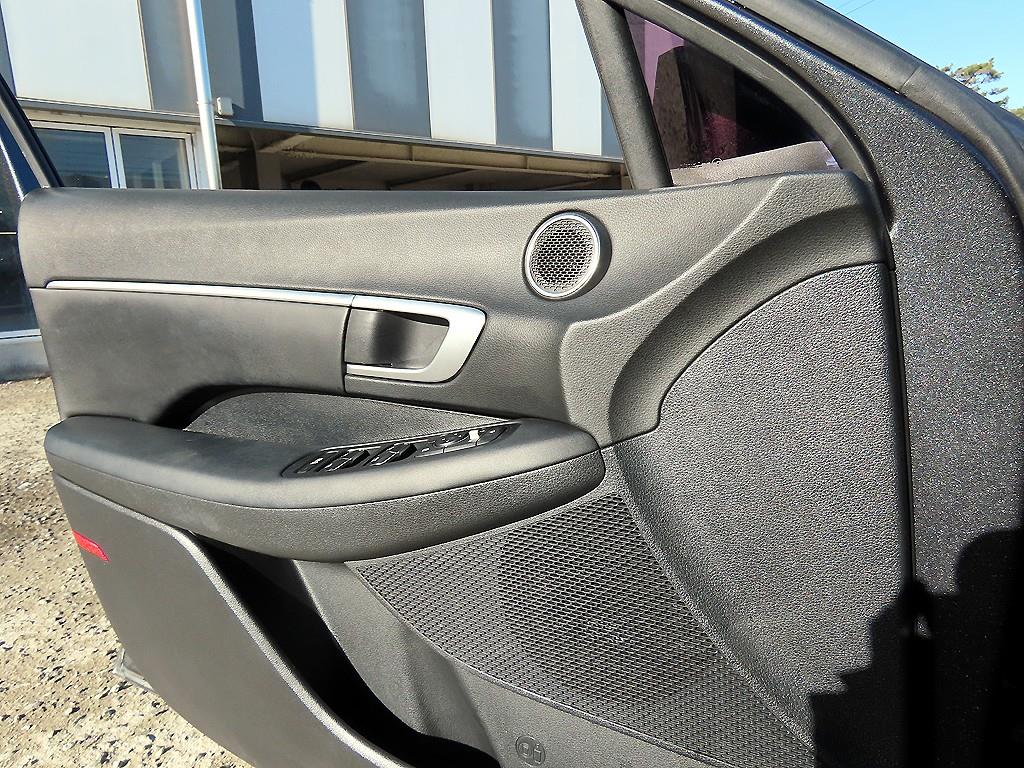 HYUNDAI Sonata - Vista 11