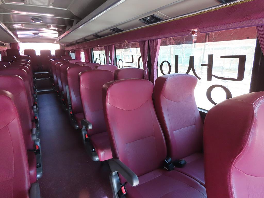 medium and large bus Medium-sized Hyundai Bus 2015 Morado - Importación desde Corea - HF Imports Iquique - Foto 20