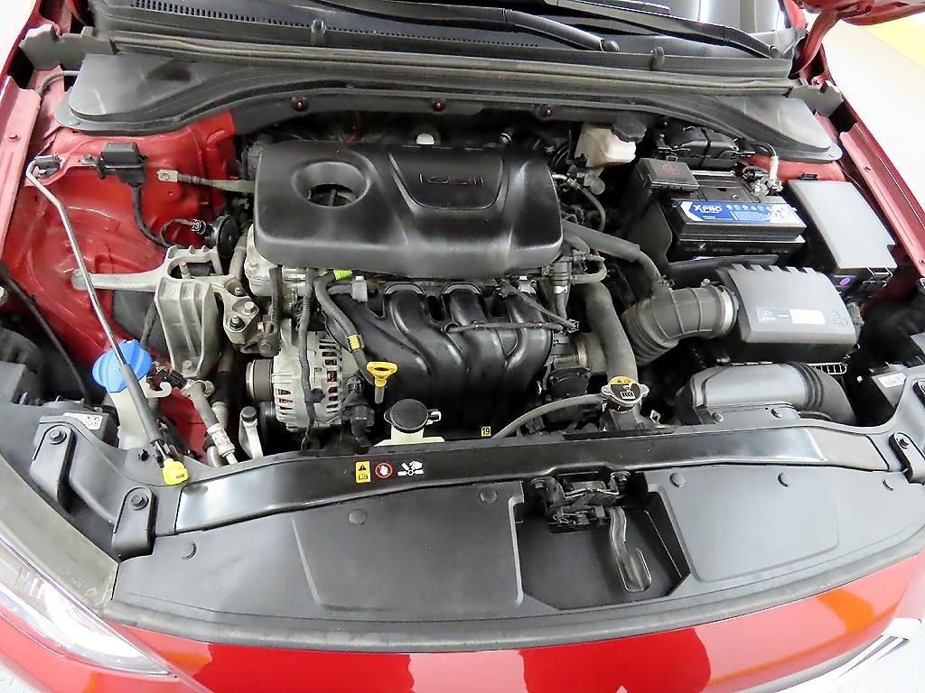 HYUNDAI Avante 2018 - Importación desde Corea - HF Imports Iquique - Foto 16