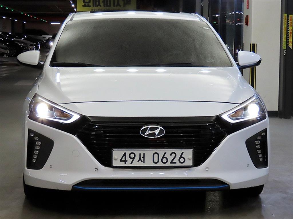 HYUNDAI Ioniq - Vista 2