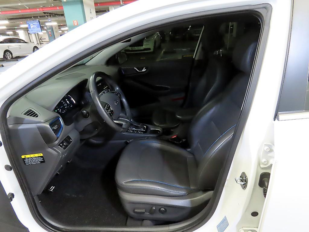 HYUNDAI Ioniq - Vista 6