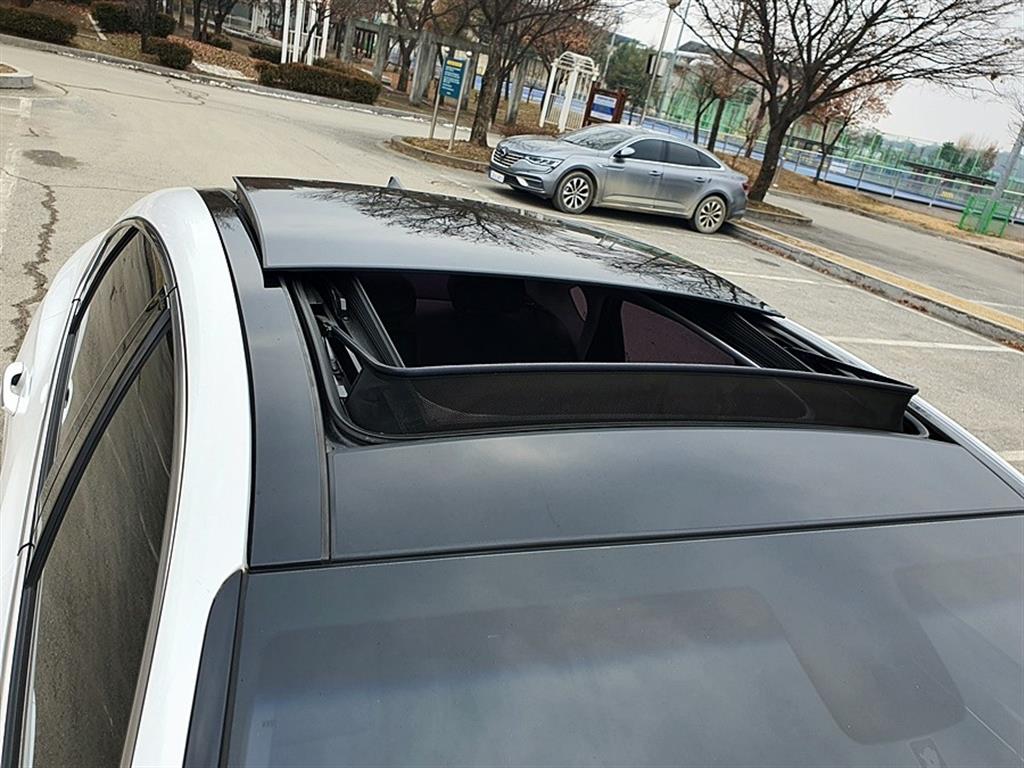 HYUNDAI Grandeur 2018 Blanco - Importación desde Corea - HF Imports Iquique - Foto 15