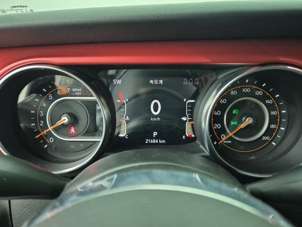 Jeep Wrangler - Vista 7