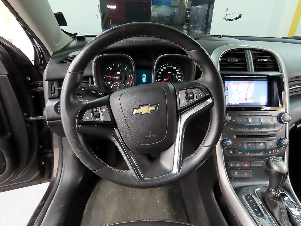 Chevrolet Malibu - Vista 9