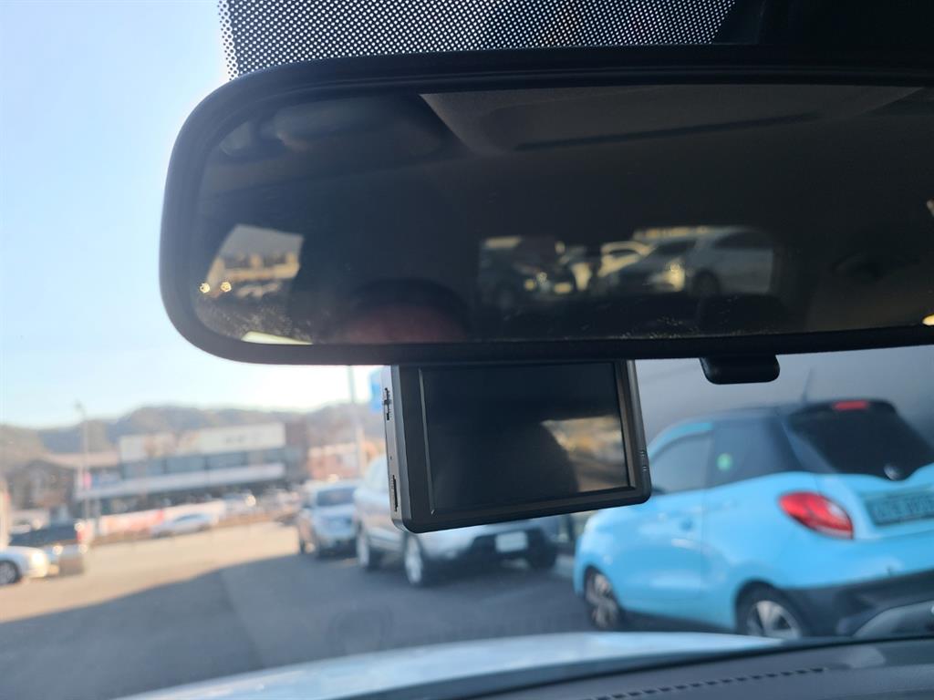 HYUNDAI Venue 2022 Blanco - Importación desde Corea - HF Imports Iquique - Foto 17