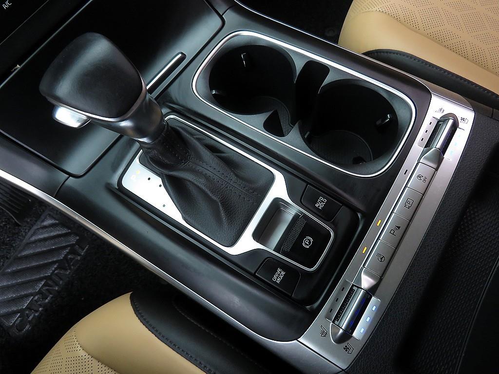 KIA Carnival 2023 Negro - Importación desde Corea - HF Imports Iquique - Foto 15