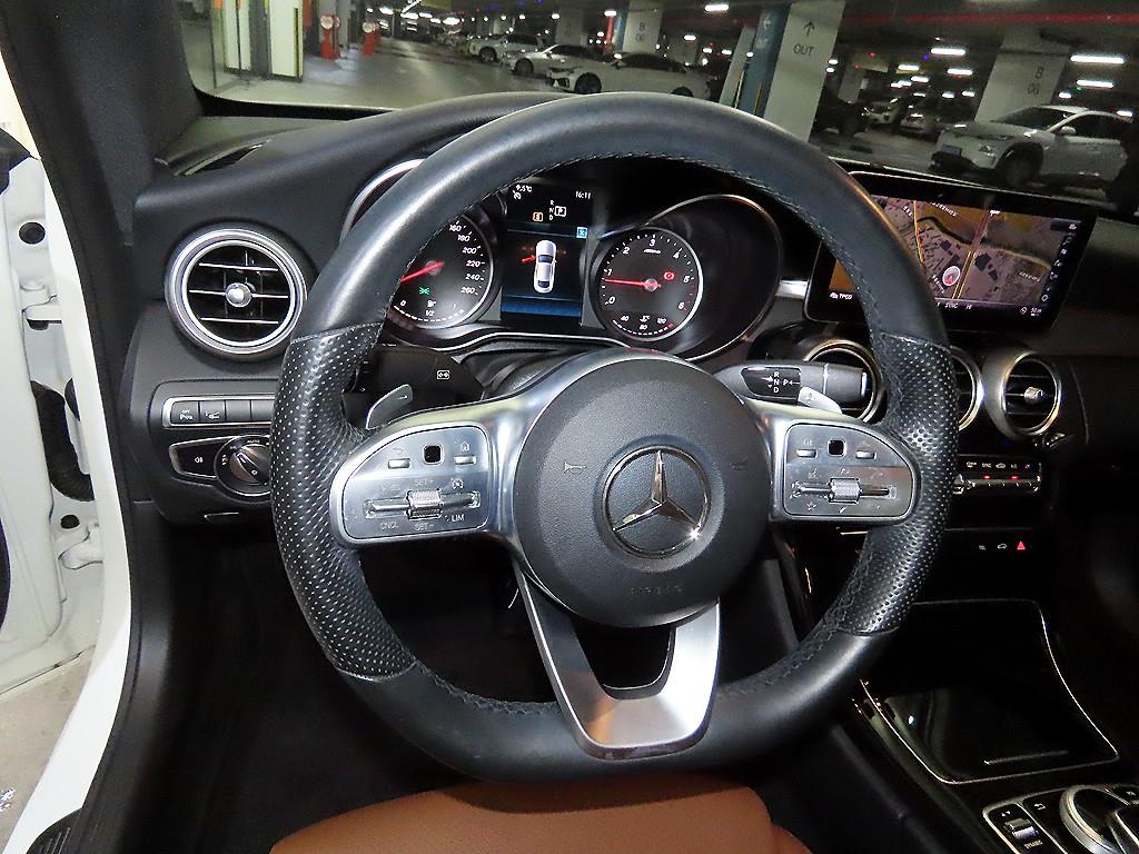 Mercedes Benz C Class - Vista 8