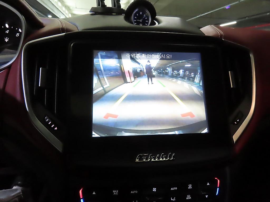 Maserati Ghibli 2020 Negro - Importación desde Corea - HF Imports Iquique - Foto 13