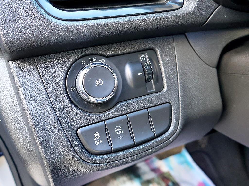 Chevrolet Spark 2017 Blanco - Importación desde Corea - HF Imports Iquique - Foto 12