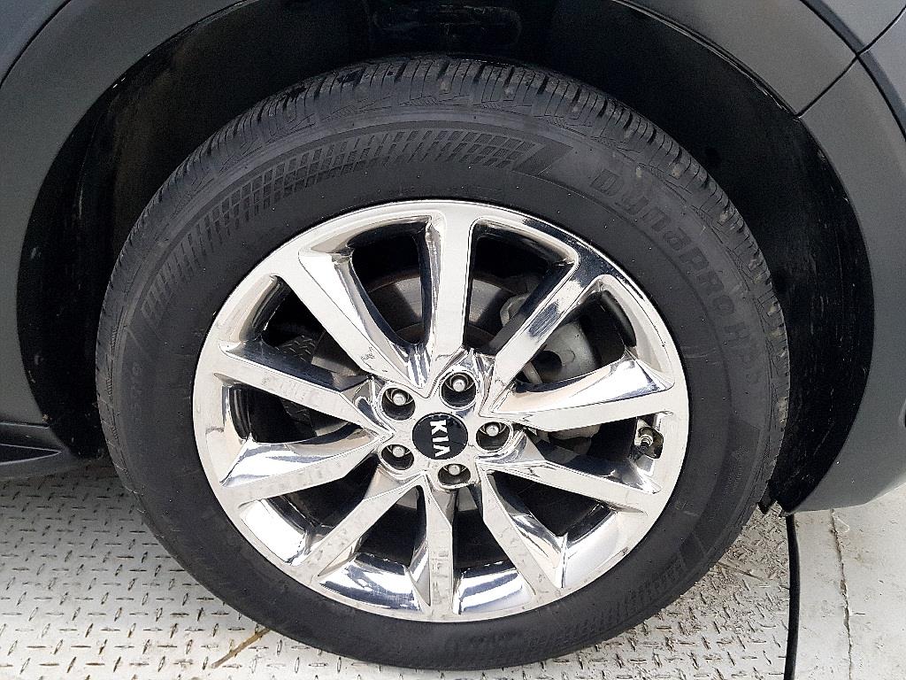 KIA Sorento 2015 Gris - Importación desde Corea - HF Imports Iquique - Foto 20