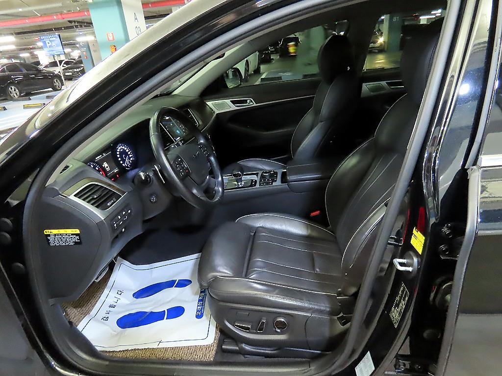 Genesis G80 - Vista 6