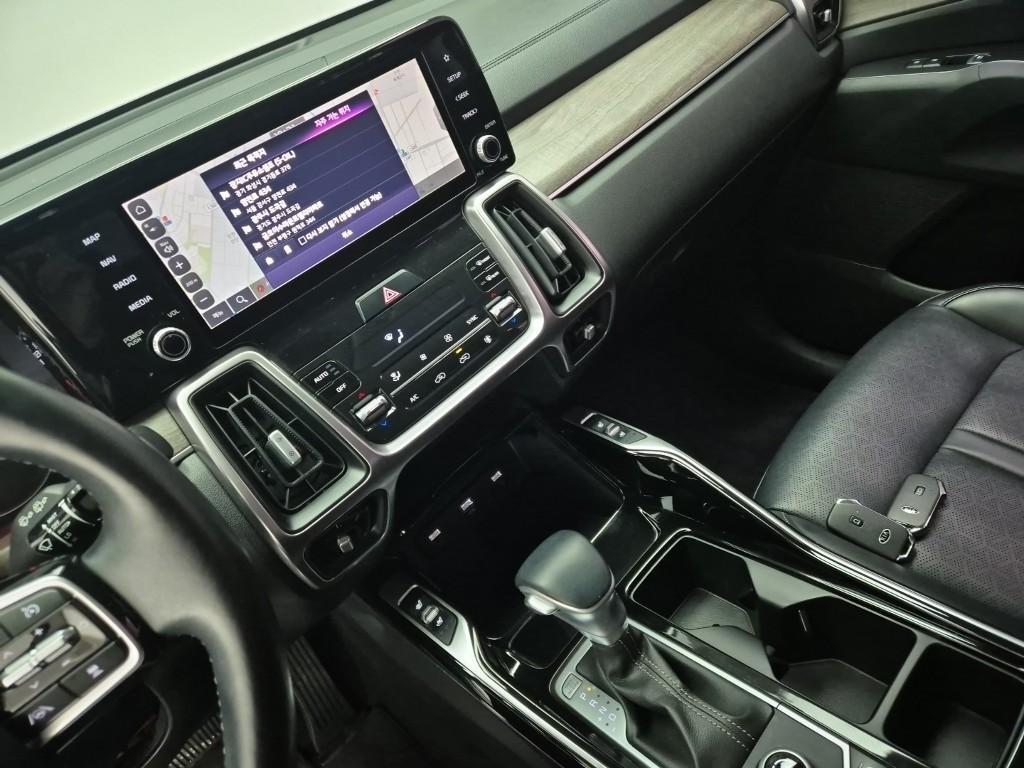 KIA Sorento - Vista 10