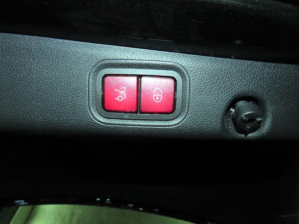 Mercedes Benz E class 2019 Negro - Importación desde Corea - HF Imports Iquique - Foto 17