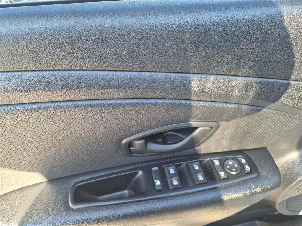 SAMSUNG SM3 - Vista 8