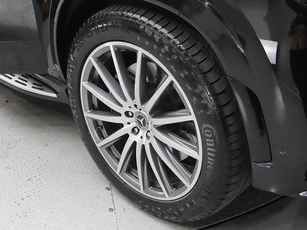 Mercedes Benz GLS Class - Vista 9