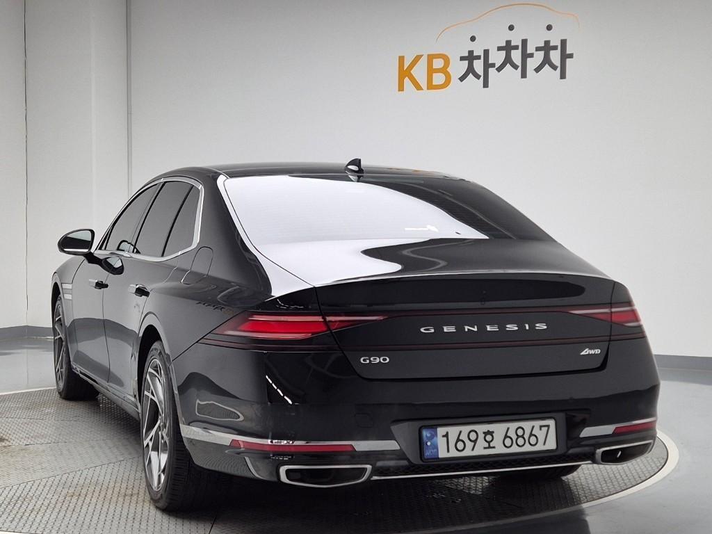 Genesis G90 - Vista 2