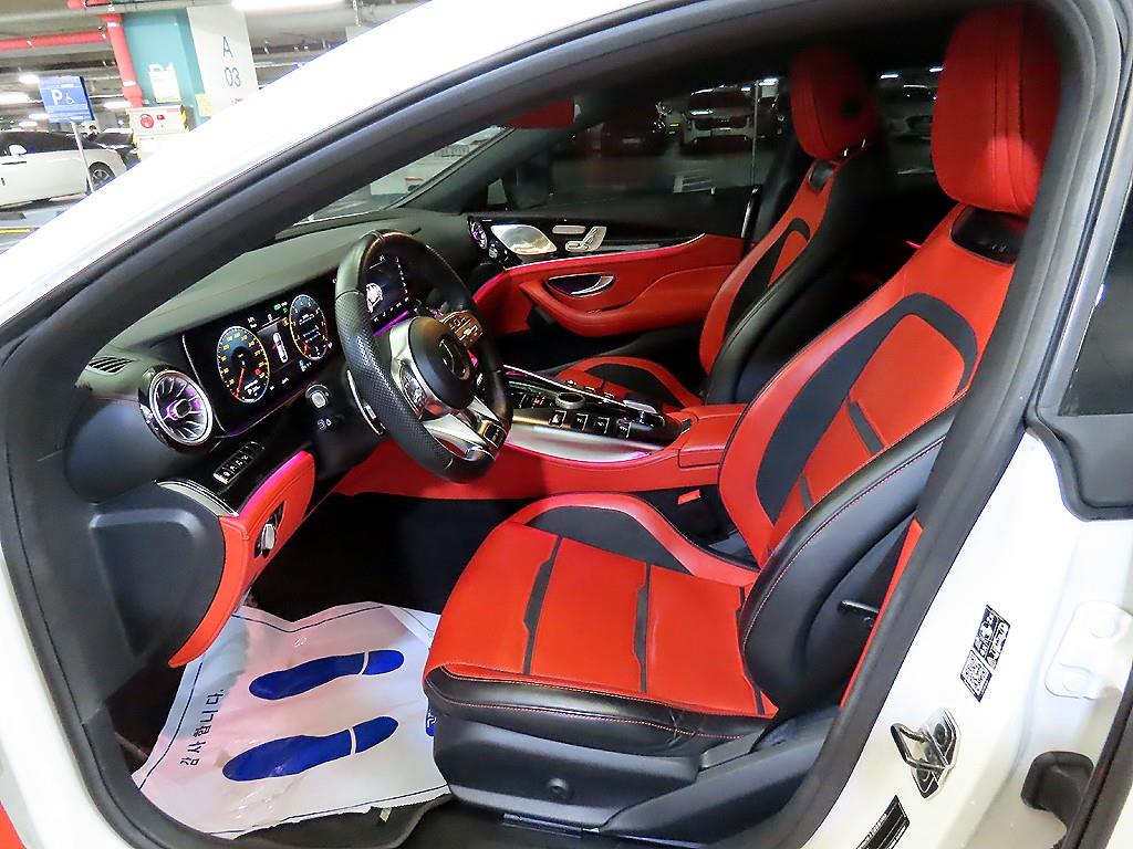 Mercedes Benz AMG GT - Vista 6