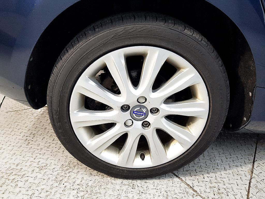 Volvo V40 2015 Azul - Importación desde Corea - HF Imports Iquique - Foto 20