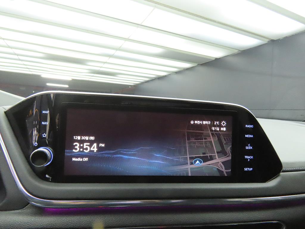 HYUNDAI Sonata 2022 Blanco - Importación desde Corea - HF Imports Iquique - Foto 13