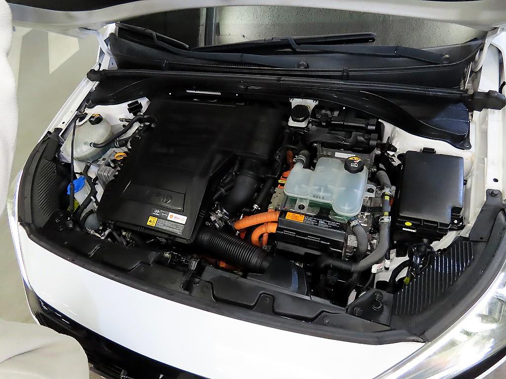 HYUNDAI Ioniq 2016 Blanco - Importación desde Corea - HF Imports Iquique - Foto 19