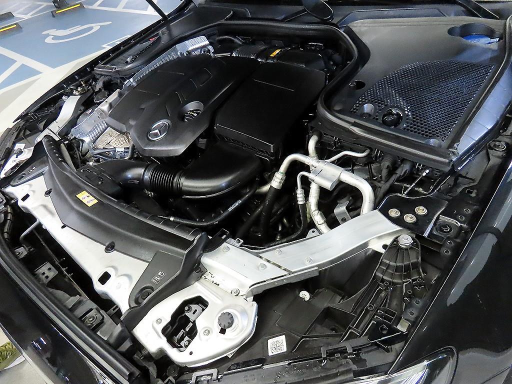 Mercedes Benz E class 2019 Negro - Importación desde Corea - HF Imports Iquique - Foto 19