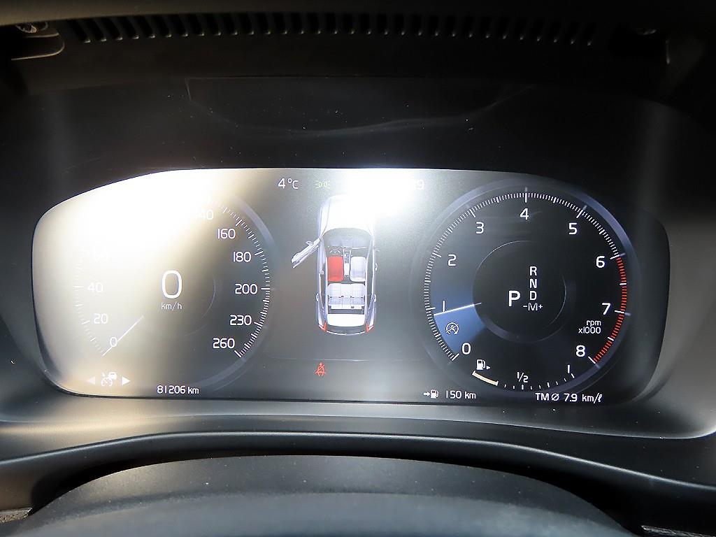 Volvo XC40 - Vista 9