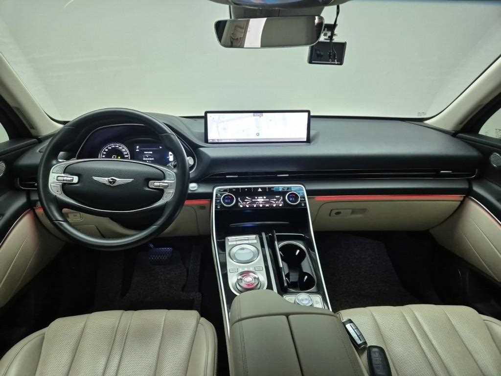 Genesis GV80 - Vista 7