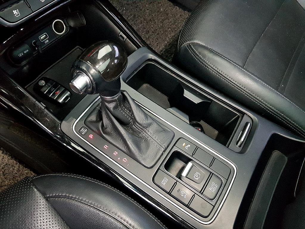 KIA Sorento - Vista 12