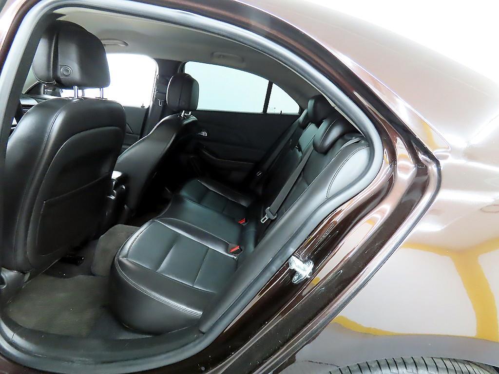 Chevrolet Malibu - Vista 6