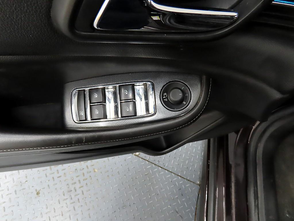 Chevrolet Malibu - Vista 11