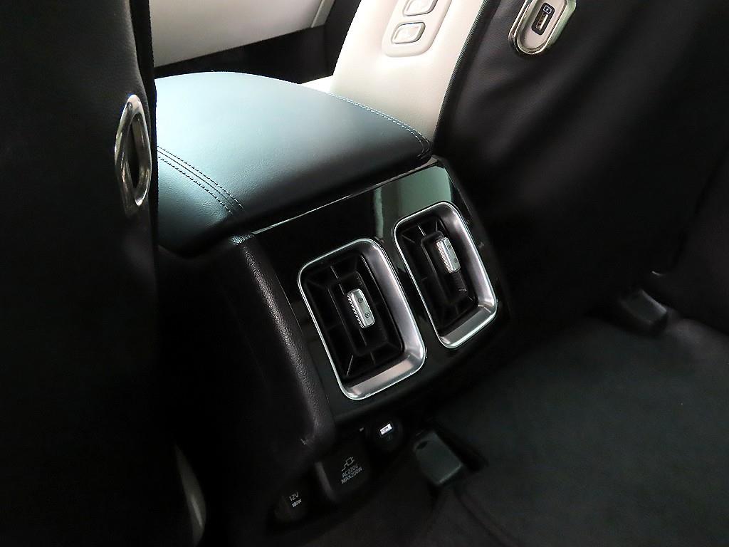 KIA Sorento - Vista 12