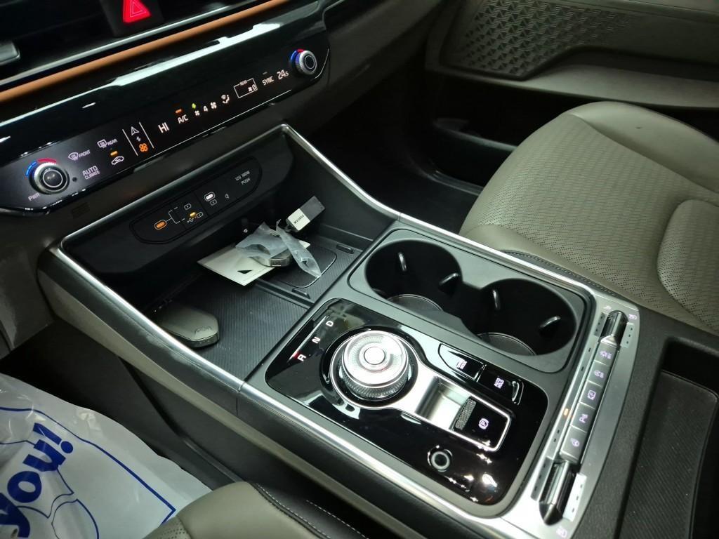 KIA Carnival 2024 Blanco - Importación desde Corea - HF Imports Iquique - Foto 14