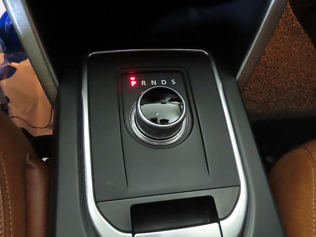 Land Rover Discovery Sports - Vista 12