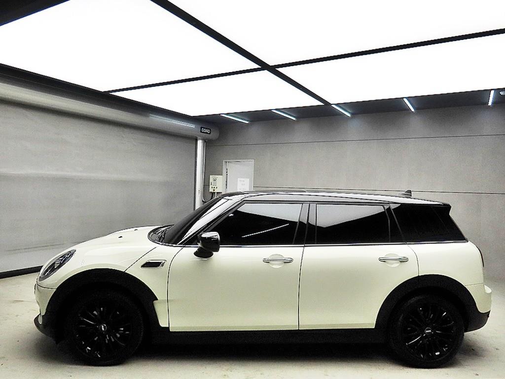 Mini Clubman - Vista 4