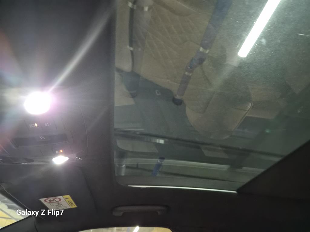 KIA Sorento - Vista 10