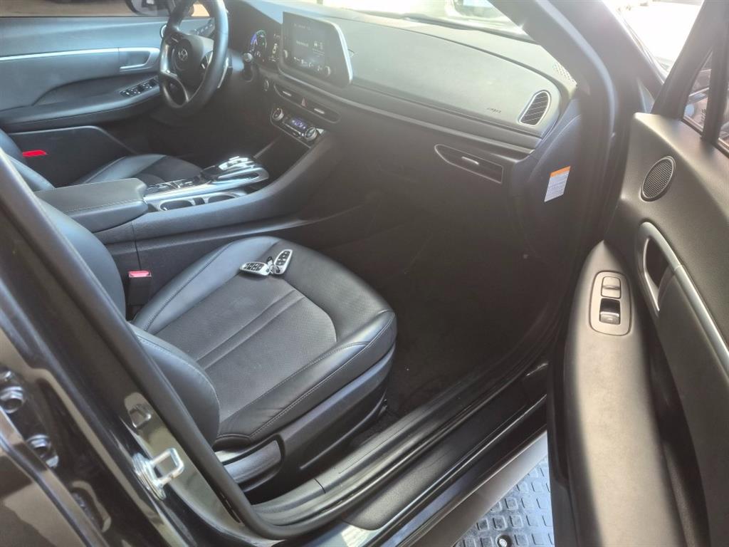 HYUNDAI Sonata - Vista 12