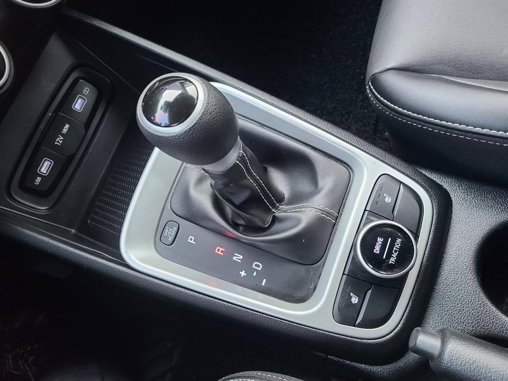 HYUNDAI Venue - Vista 9