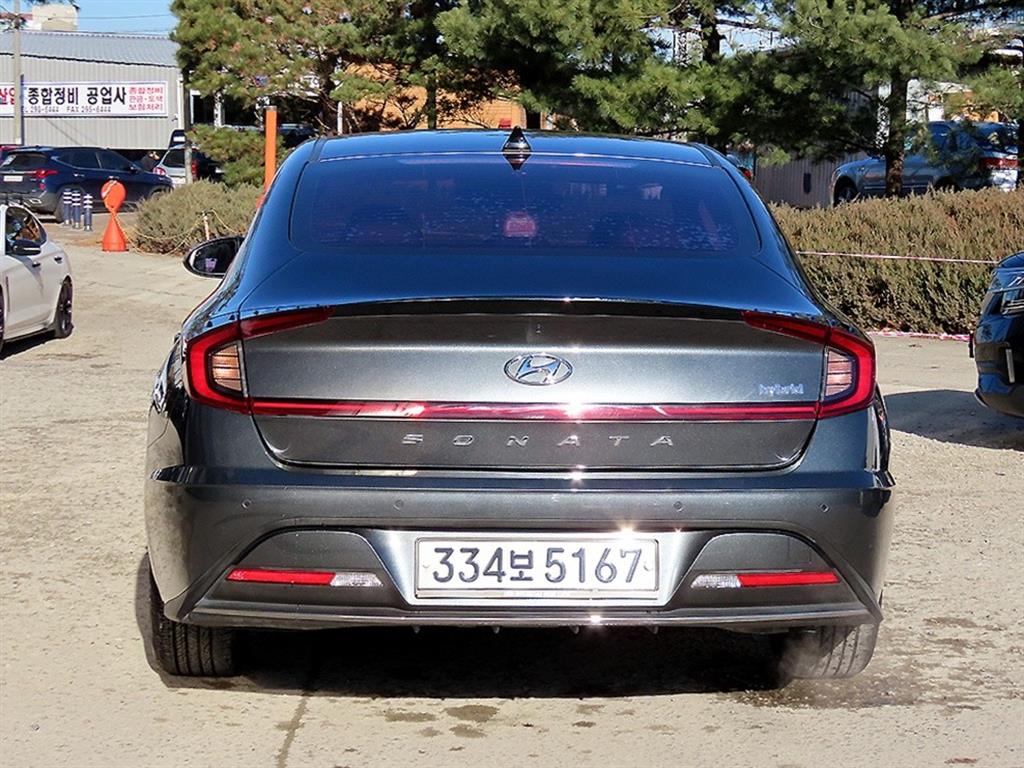 HYUNDAI Sonata - Vista 4