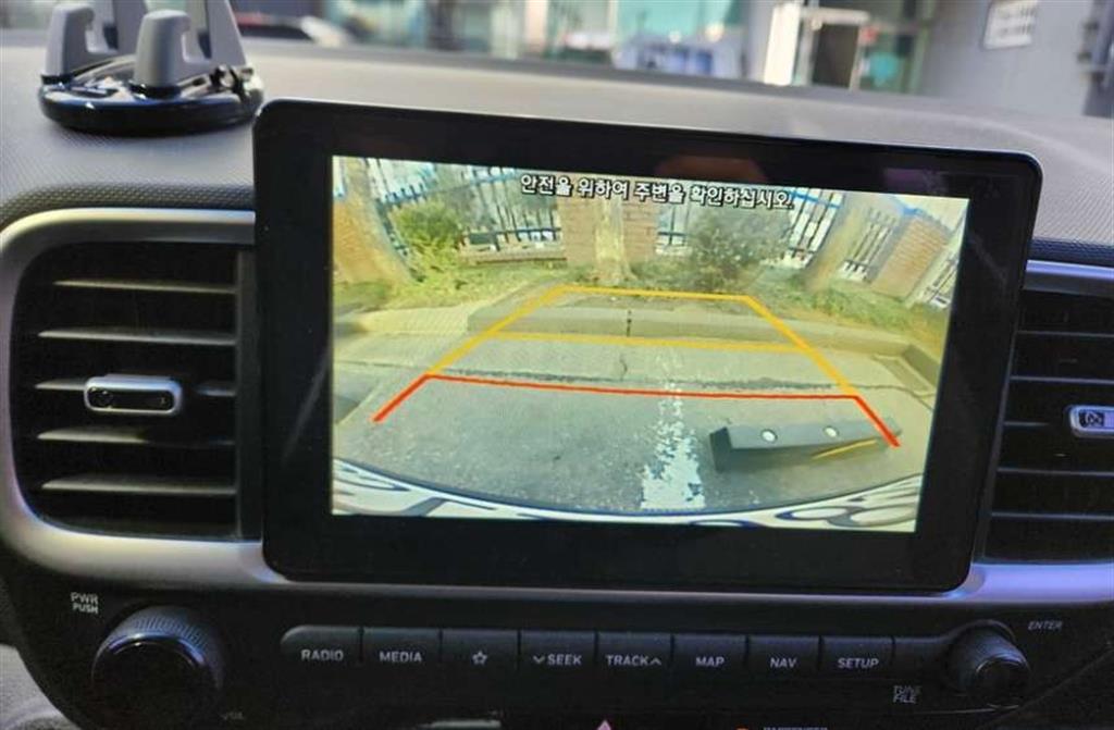 HYUNDAI Venue - Vista 10