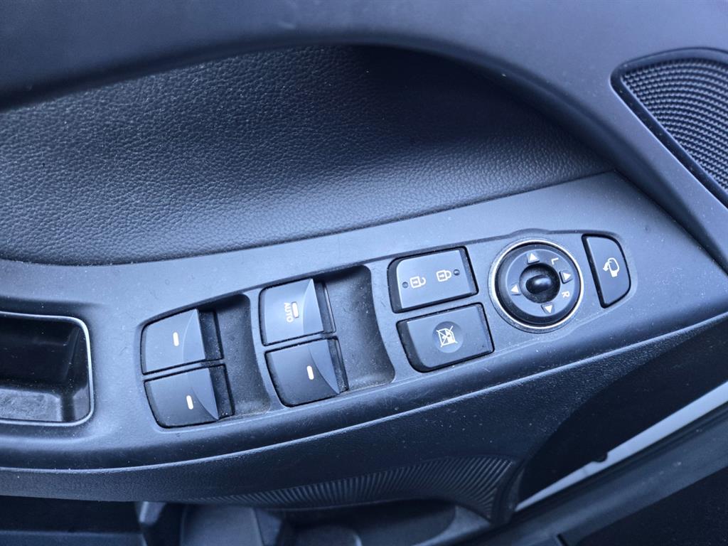 HYUNDAI Avante - Vista 6