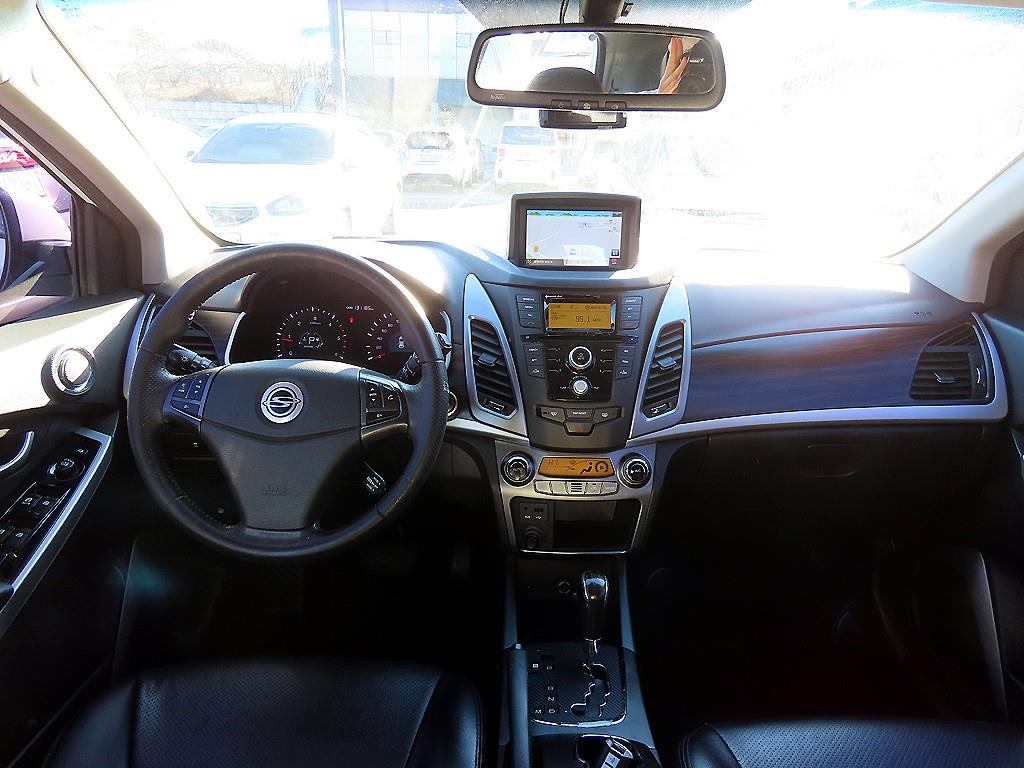 Ssangyong Korando - Vista 9