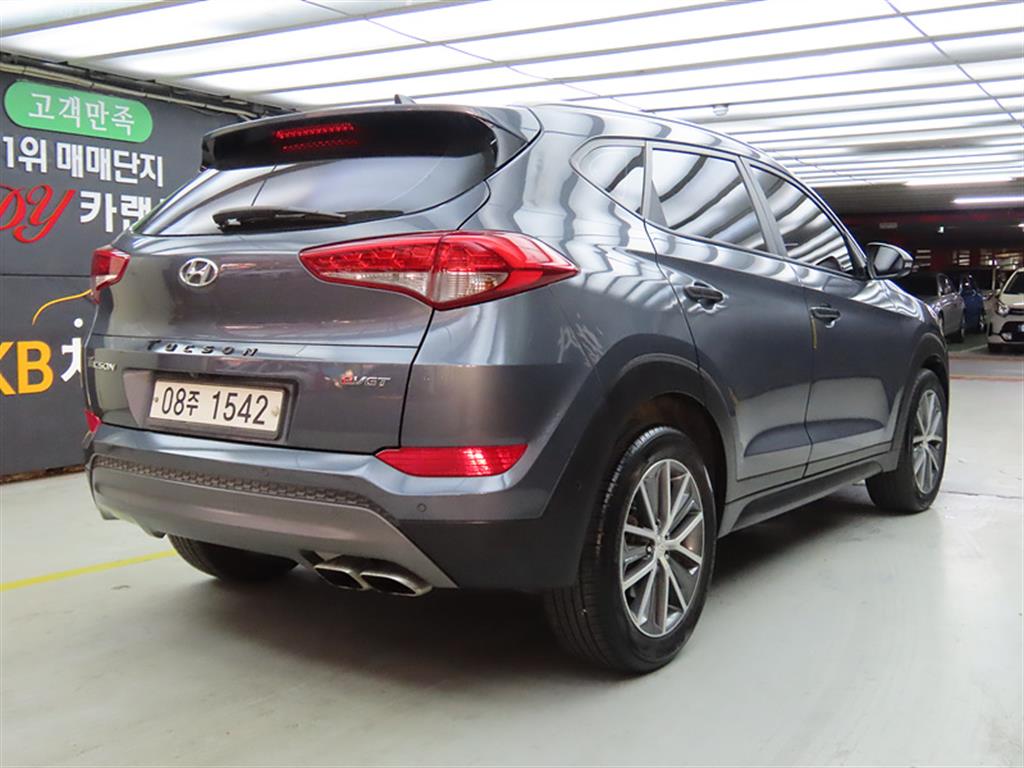 HYUNDAI Tucson - Vista 4