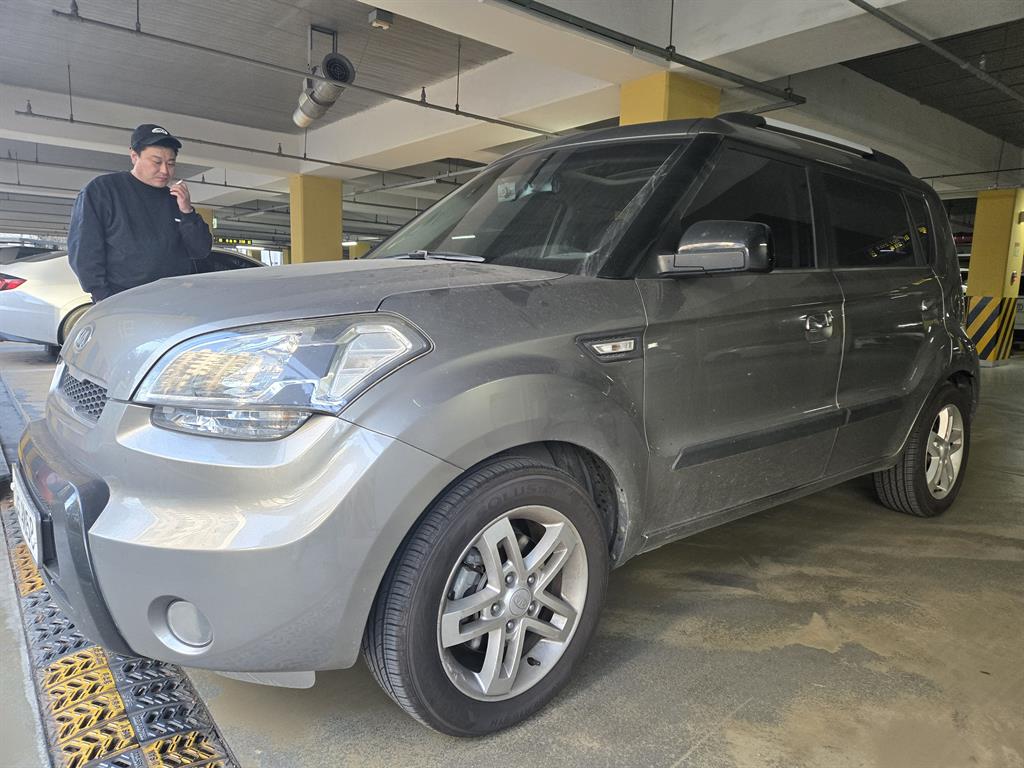 KIA Soul 2010 Gris - Importación desde Corea - HF Imports Iquique - Foto 1