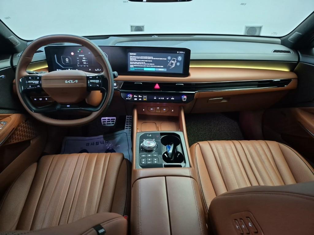 KIA K8 - Vista 7
