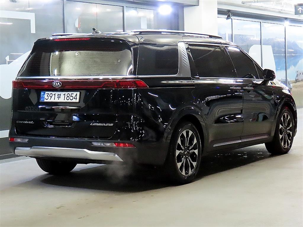 KIA Carnival - Vista 4