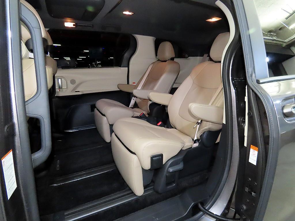 Toyota Siena - Vista 7