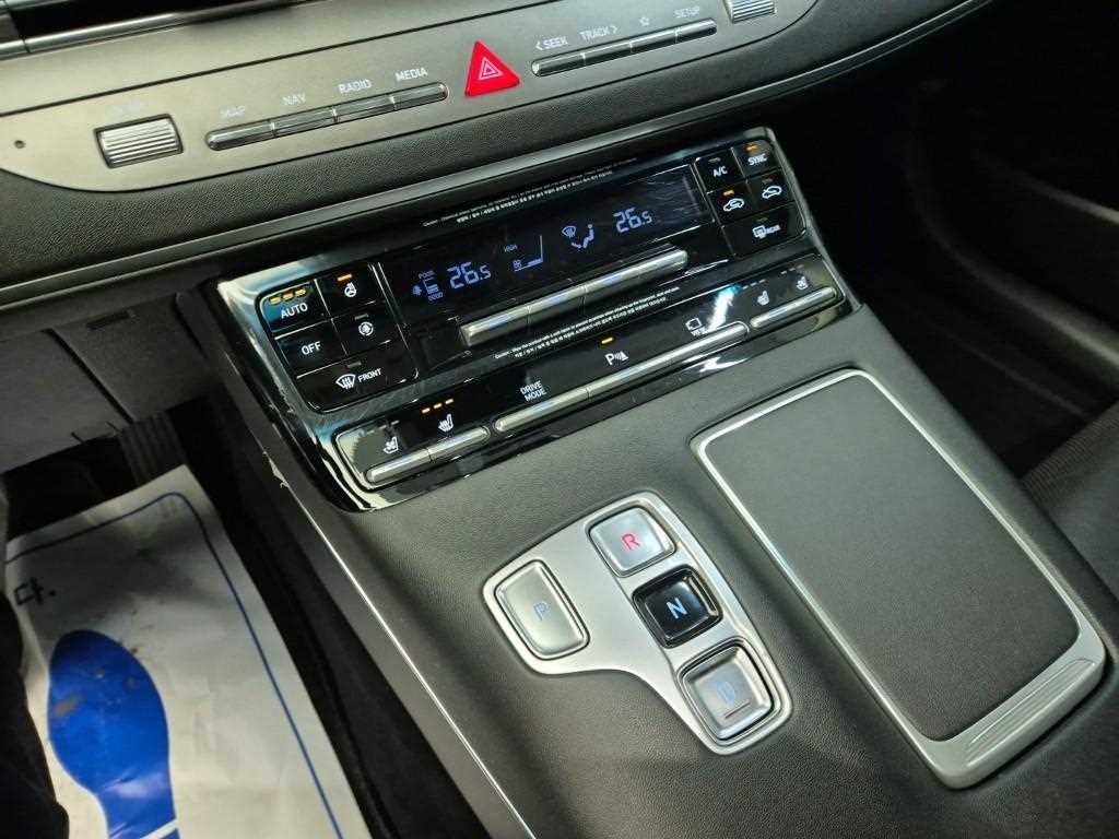 HYUNDAI Grandeur - Vista 8